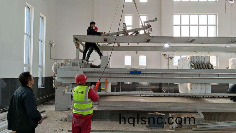 折疊帶式壓濾機(ji)的結構特點