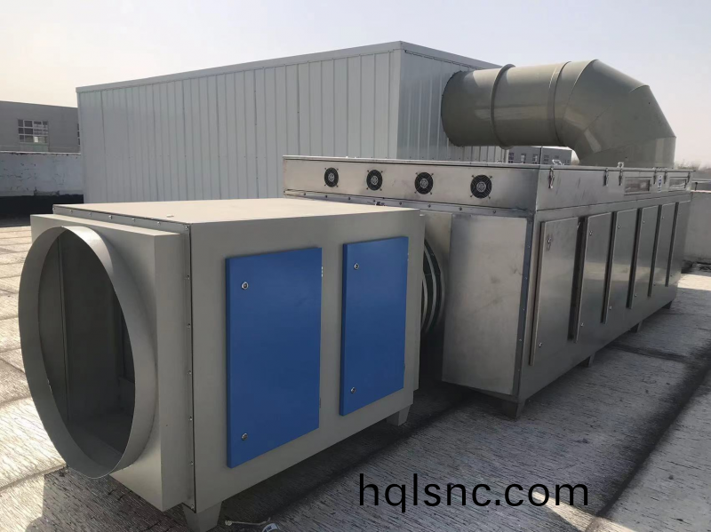 光(guang)氧活性炭一(yi)體機