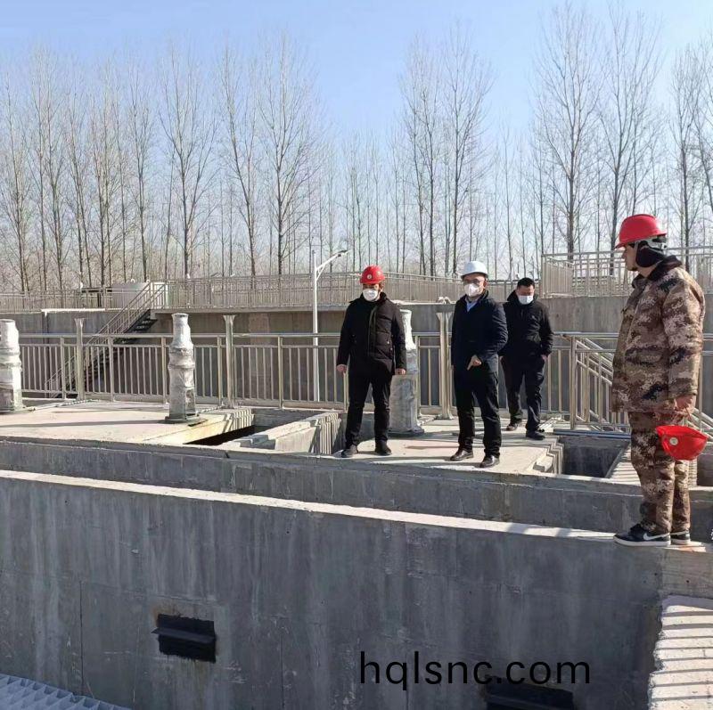 河(he)南萬川環(huan)保董事長赴(fu)濮陽(yang)範縣汚水處(chu)理(li)廠現場視詧指導(dao)工(gong)作